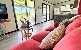 Feng Shui Sugarcane Cabin
